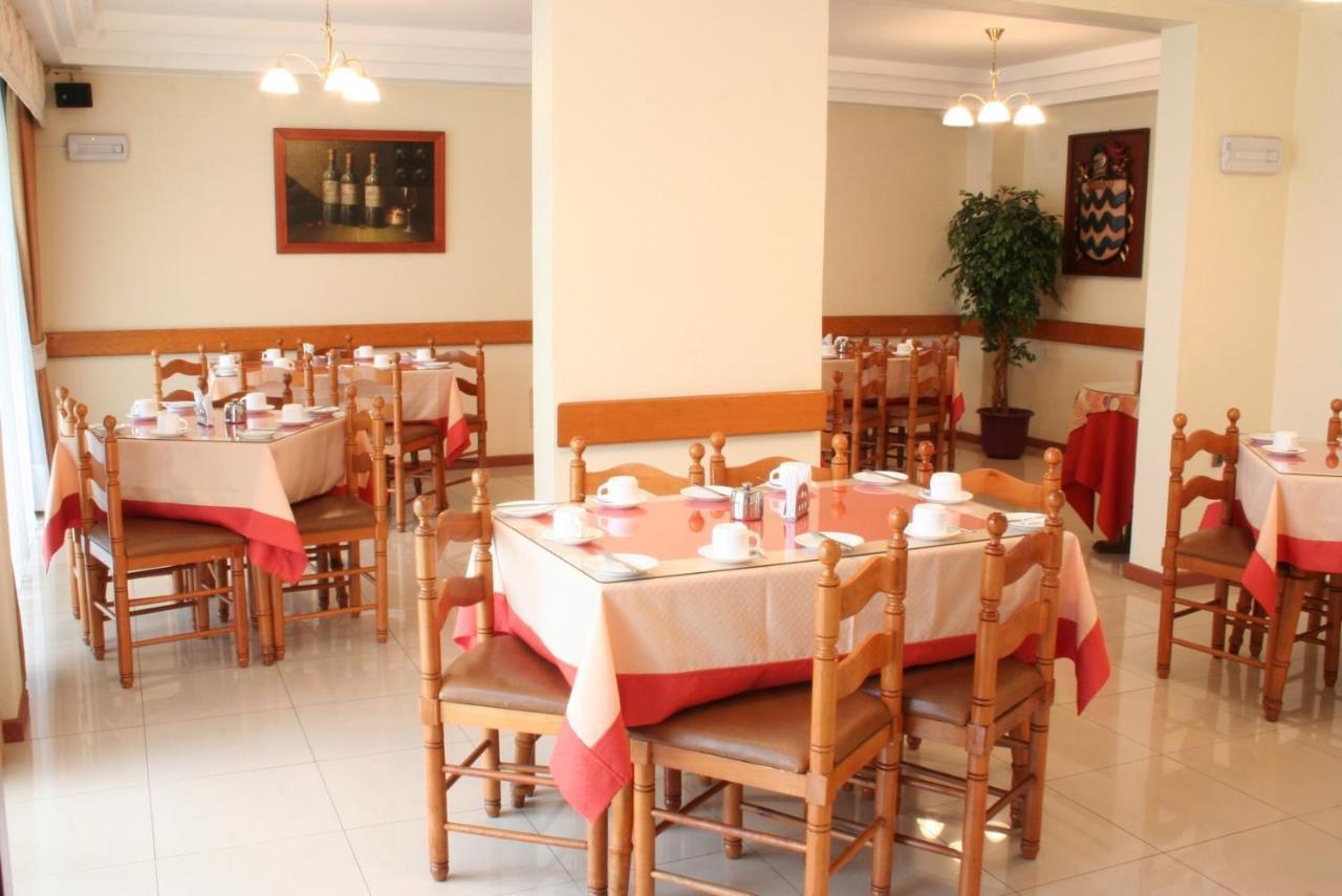 Arenas Blancas Hotel Iquique Bagian luar foto